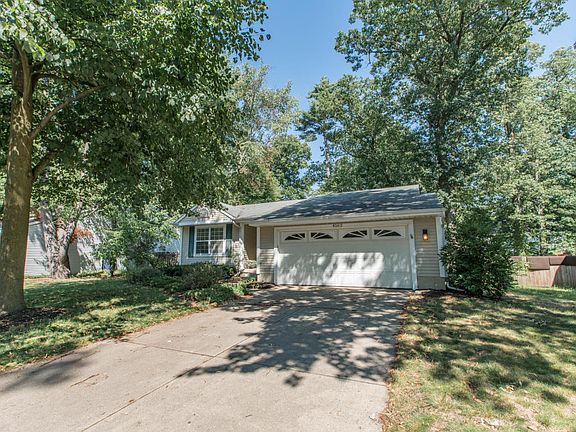 2nd image of 4562 Summer Creek Ln SE