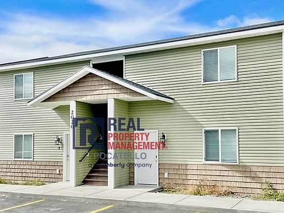 2nd image of 2020 Brock Dr Unit 3