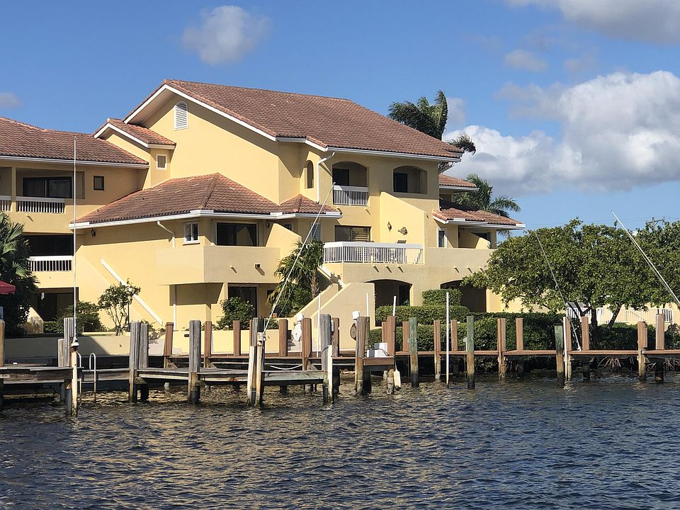 1st image of 931 Palm Trl APT 8