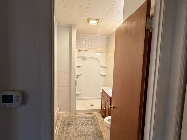 15 S 3rd St APT 2