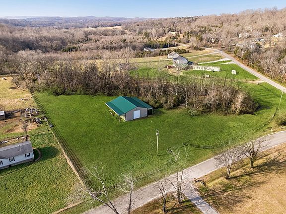 4th image of 3118 McKibbon Rd