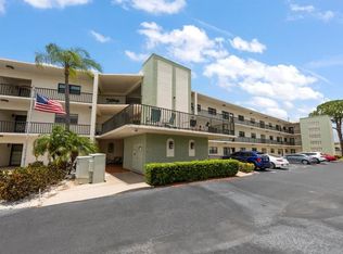 5980 Terrace Park Dr N Unit 310, Saint Petersburg, FL 33709