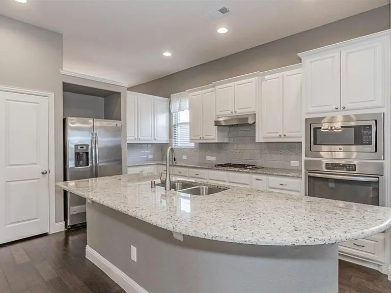 2312 Independence Dr — Photo 13