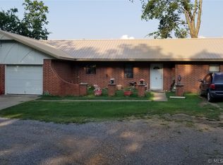 8699 S 432nd Rd, Chouteau, OK 74337
