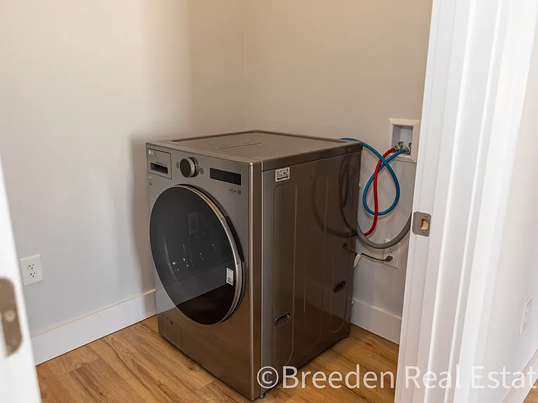 100 W Union St #1APT-300 — Photo 12