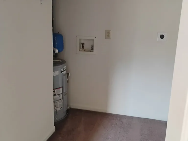 405 Farmer Rd #5-R — Photo 2