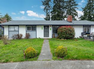 1652 NE 3rd Ave, Oak Harbor, WA