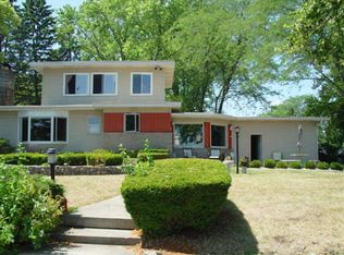 4317 Marine Dr, Burlington, WI 53105