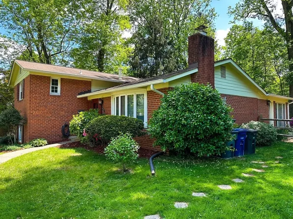 6707 Capstan Dr, Annandale, VA 22003