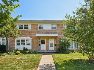 828 Lavergne Ave, Wilmette, IL