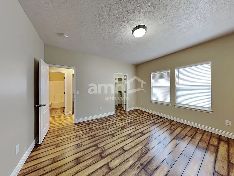 6249 Imperial Oak Dr — Photo 10