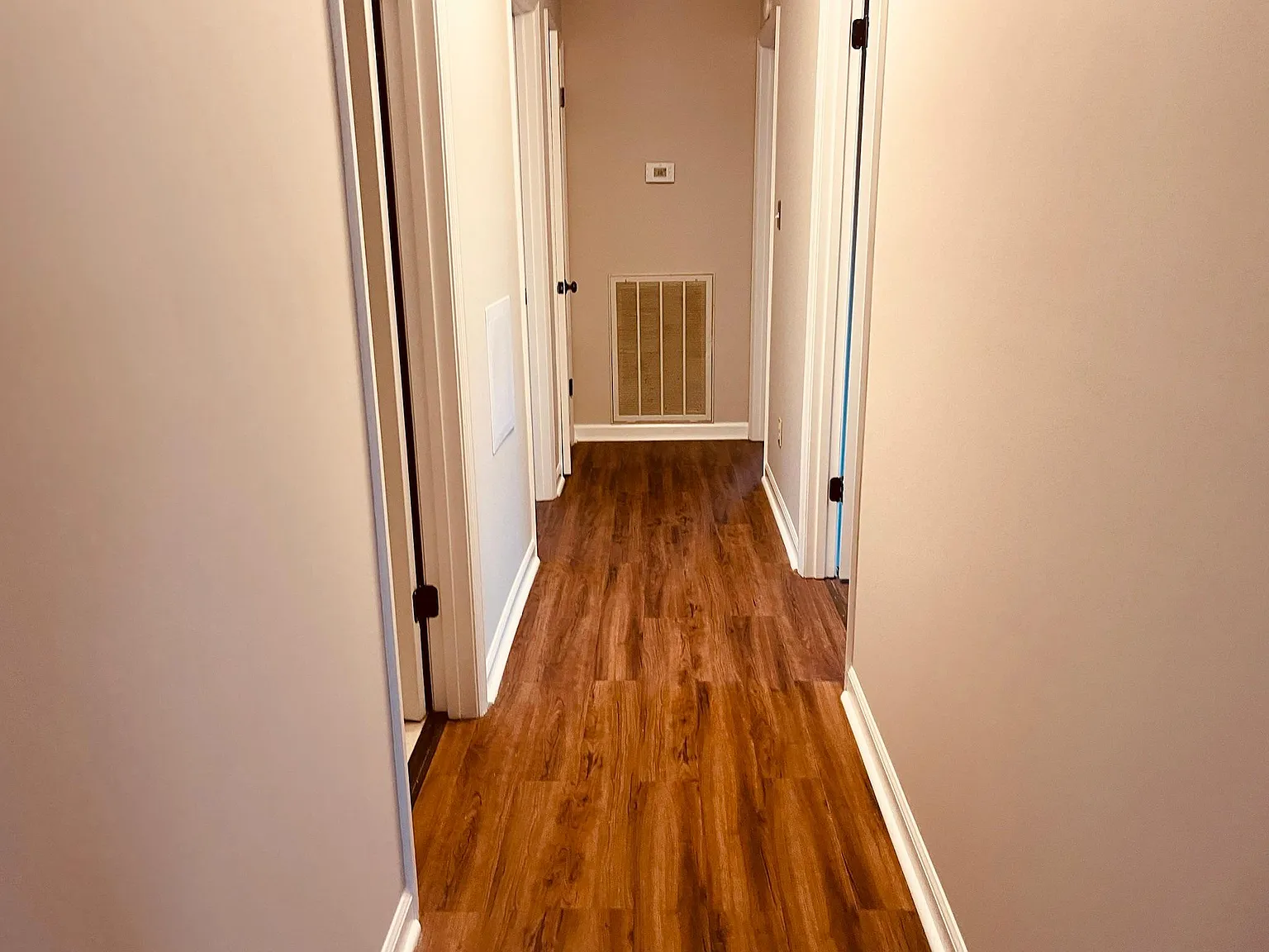 809 Brookhaven Cir — Photo 4