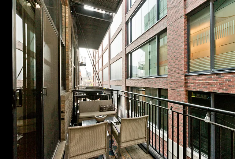 215 N Aberdeen St #403B — Photo 15