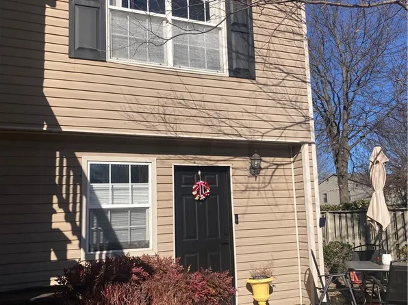 2128 N Garland Ave APT 4, Fayetteville, AR 72704