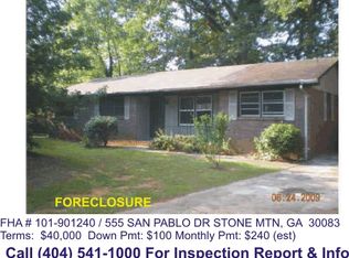 555 San Pablo Dr, Stone Mountain, GA 30083