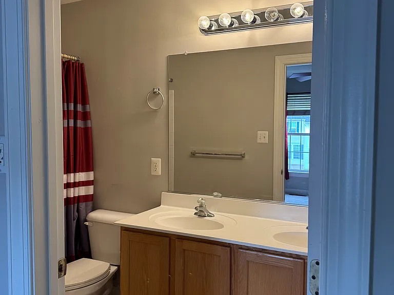 6502 Montalto Xing #E — Photo 13