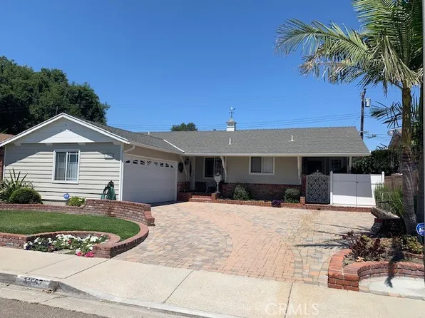 11557 168th St, Artesia, CA 90701