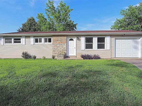 1524 Elfrink Dr, Cape Girardeau, MO 63701