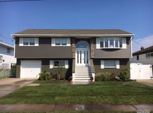 3511 Westminster Rd, Oceanside, NY 11572