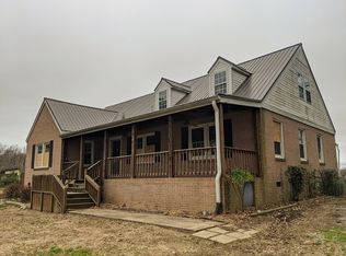 1543 Riddle Rd, Manchester, TN 37355