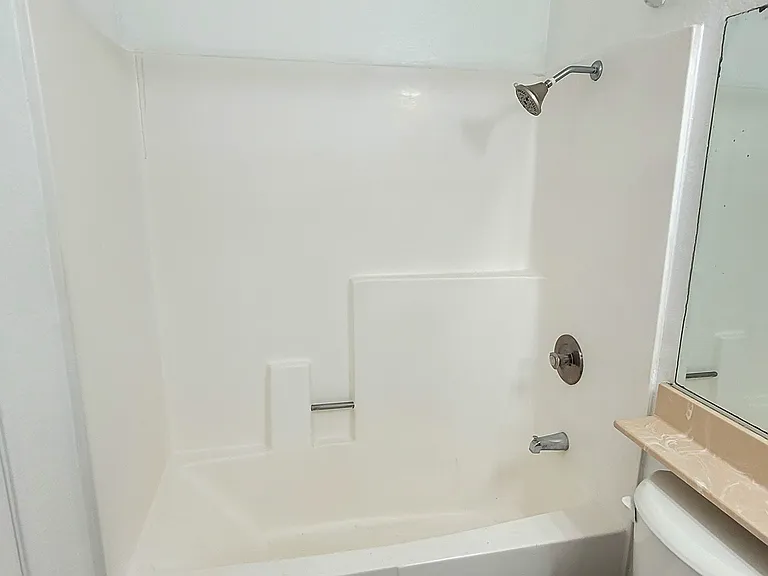 Tahoe Manor — Photo 13