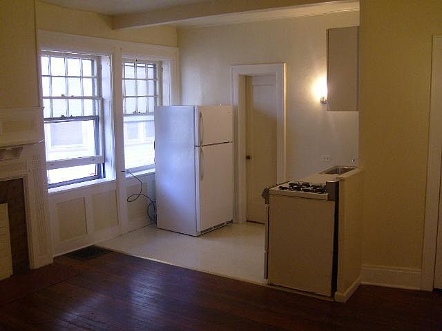1st image of 309 Elmwood Ave APT 2