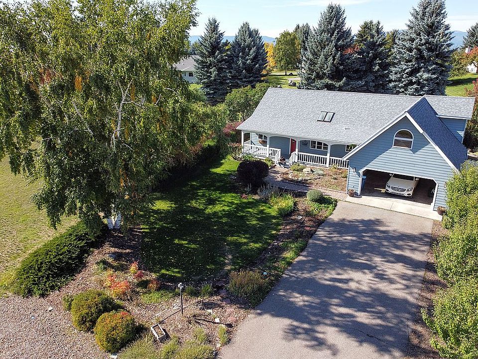 2nd image of 74 Crestview Ct