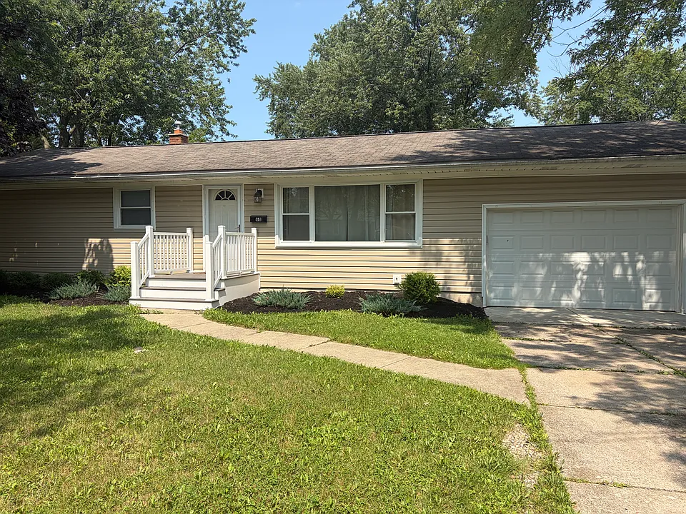 68 Millbrook Dr