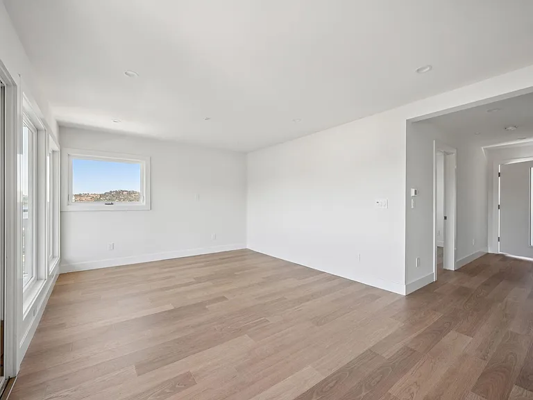 144 Filbert Ave #D — Photo 11