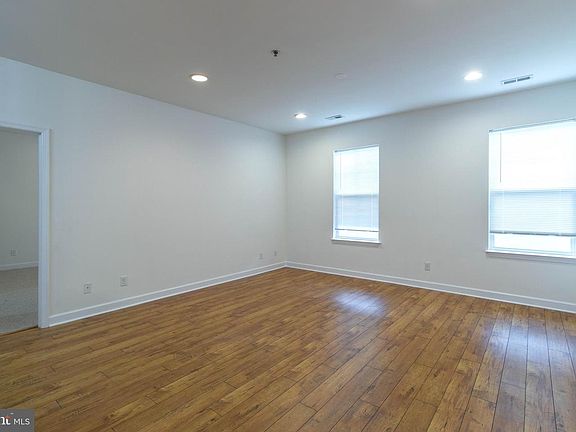 5th image of 1706 Shallcross Ave #1