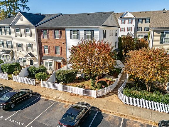 2nd image of 1130 Renewal Pl Unit 100