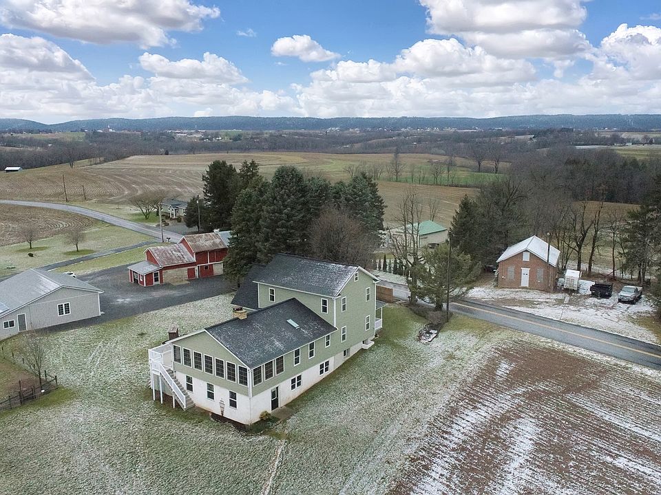 1st image of 884 Rakers Mill Rd