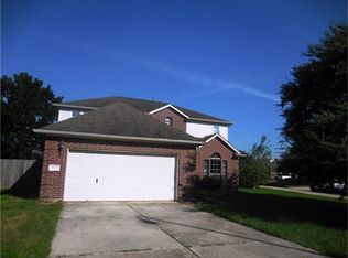 5323 Chase Wood Dr, Bacliff, TX 77518