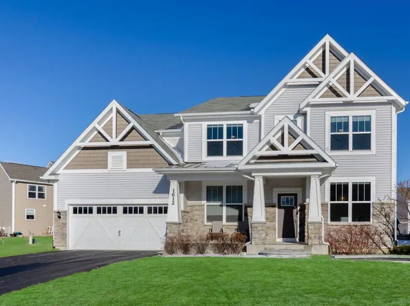 1612 Bayou Path Dr, Naperville, IL 60563