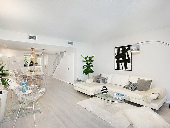 5th image of 1615 NE 105th St #3-4