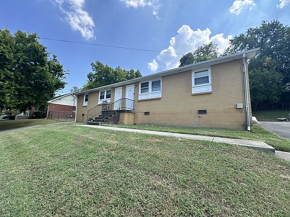 4th image of 3224 Spears Rd