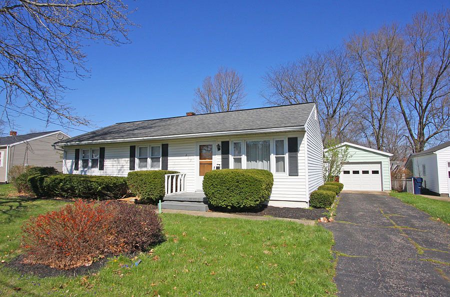 1st image of 202 Miller Ave