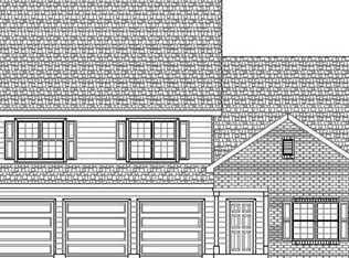 8 Painted Leaf Trl, Fort Mitchell, AL 36856