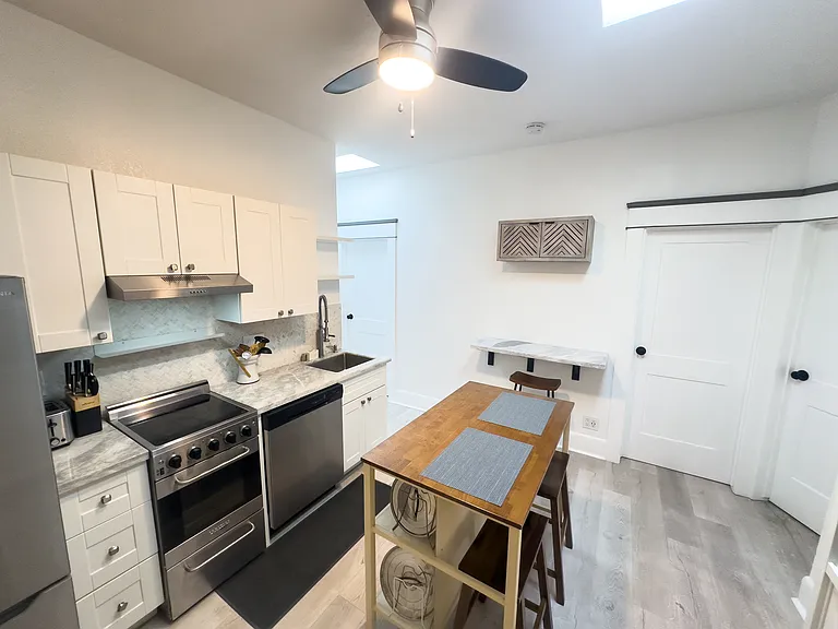 1343 C St #5/5B — Photo 8