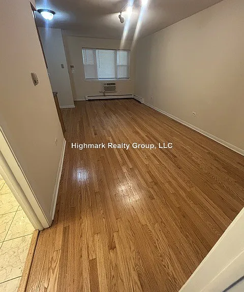 4056 N California Ave #2C — Photo 8