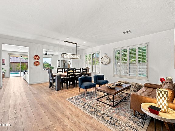 3rd image of 39901 N PRIDE Drive