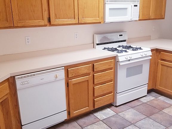 5th image of 6908 San Antonio Pl NE