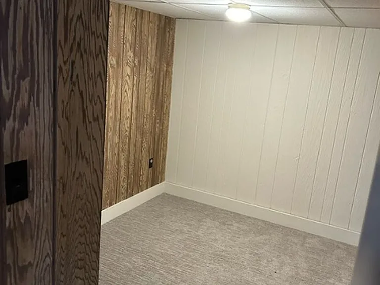 426 N Market St — Photo 2