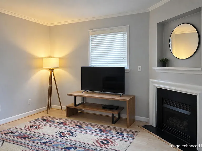 1211 Westview Ln #101 — Photo 8