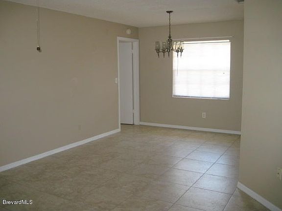 3rd image of 3131 Longwood Blvd #0