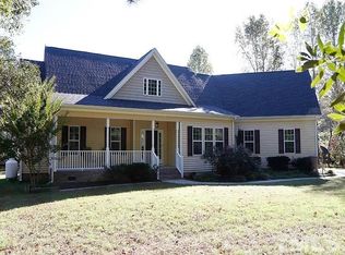 104 Sherman Pines Dr, Fuquay Varina, NC 27526