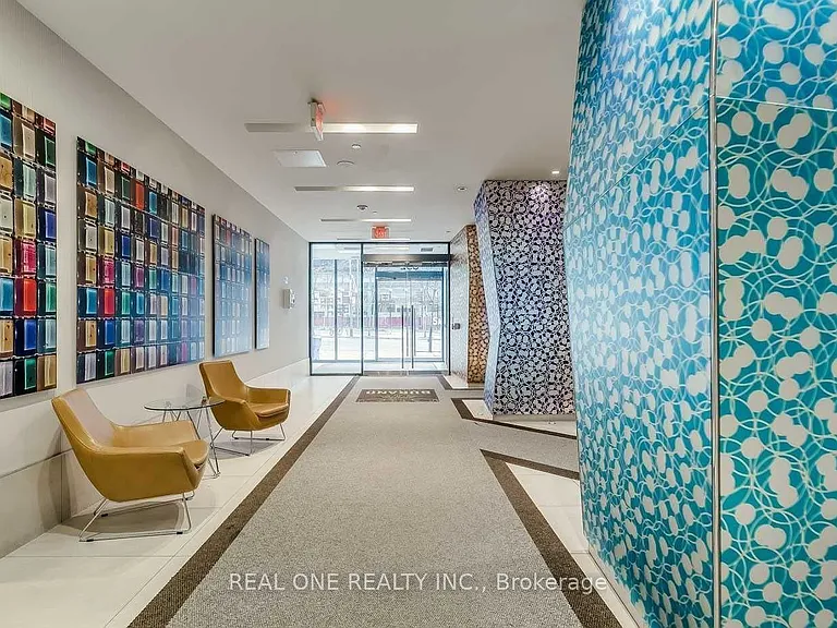 832 Bay St #3703 — Photo 3