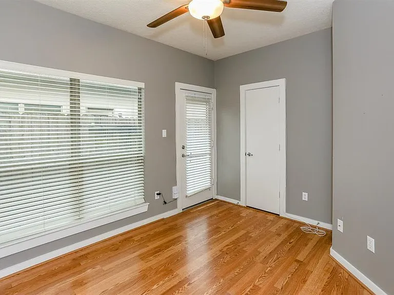 4030 Center St — Photo 23