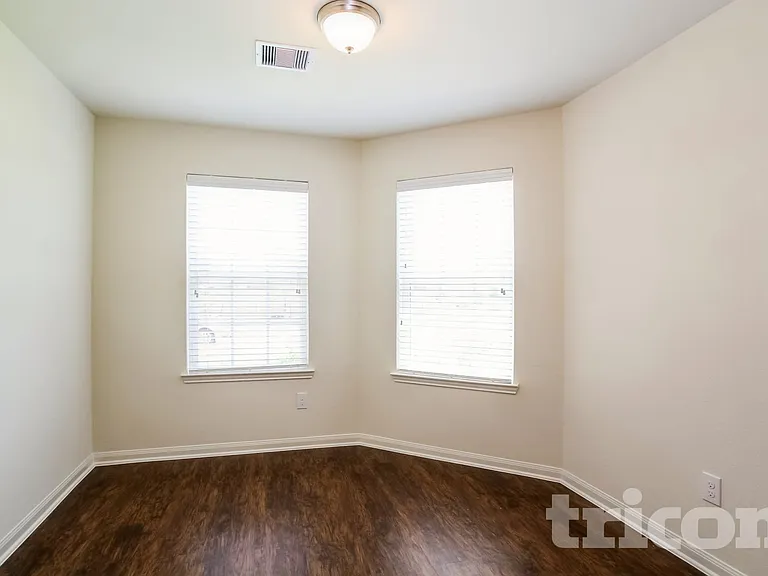 12306 Wavecrest Rd — Photo 5