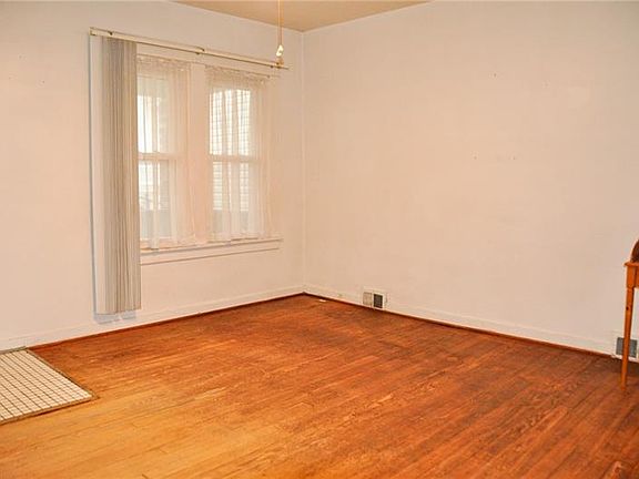 5th image of 615 N 3rd St